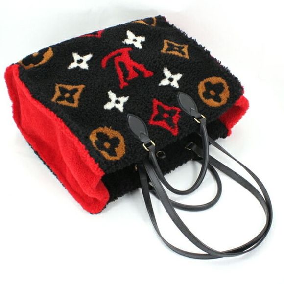 Louis Vuitton Onthego Gm Multicolour Faux Fur Handbag (Pre-Owned) - Picture 4 of 10